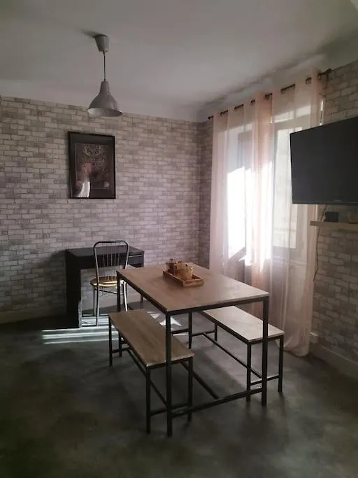 Jolie Maison De Bourg Tout Equipee 10Km D'Ambert Saint-Amant-Roche-Savine