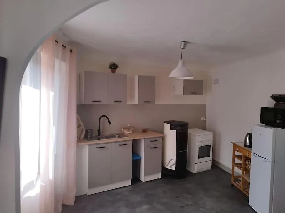 Jolie Maison De Bourg Tout Equipee 10Km D'Ambert Saint-Amant-Roche-Savine