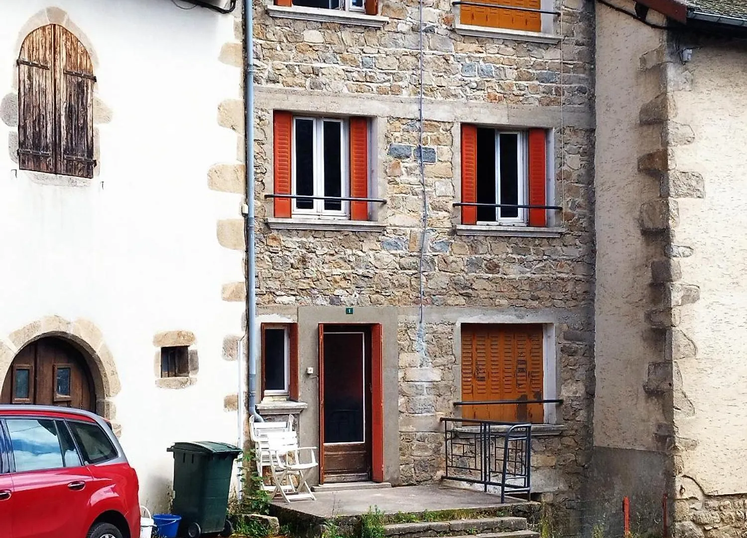 Jolie Maison De Bourg Tout Equipee 10Km D'Ambert Saint-Amant-Roche-Savine 0*,